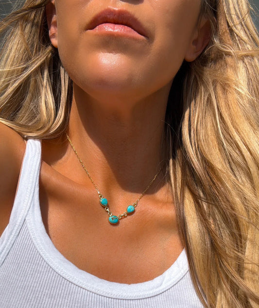 3 Stone Gold Necklace