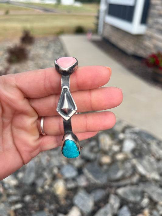 Chimney Butte heart conch and turquoise bangle