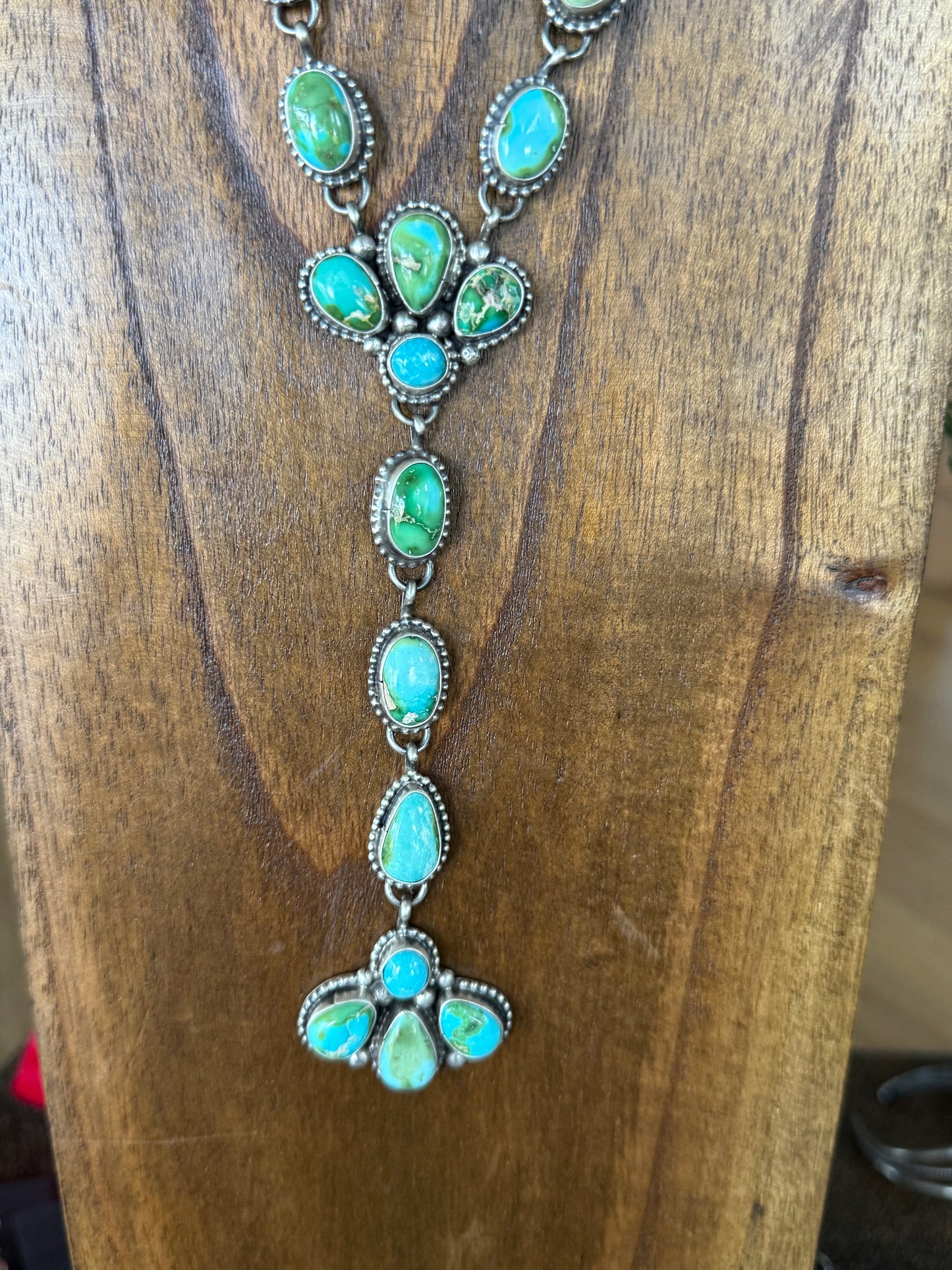 Stunning statement necklace in Sonoran gold with earrings