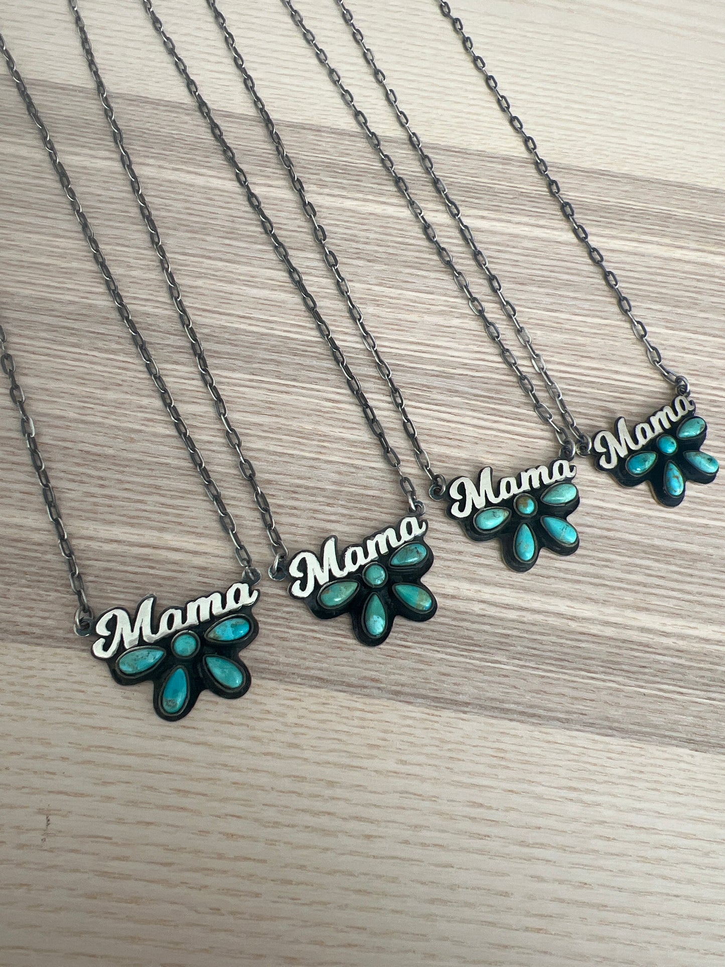 Mama necklace