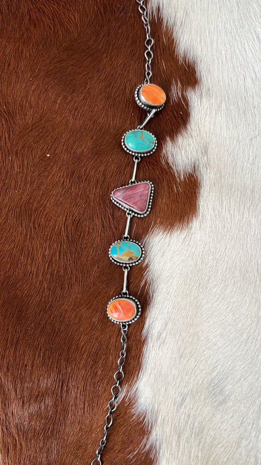 Multi stone choker