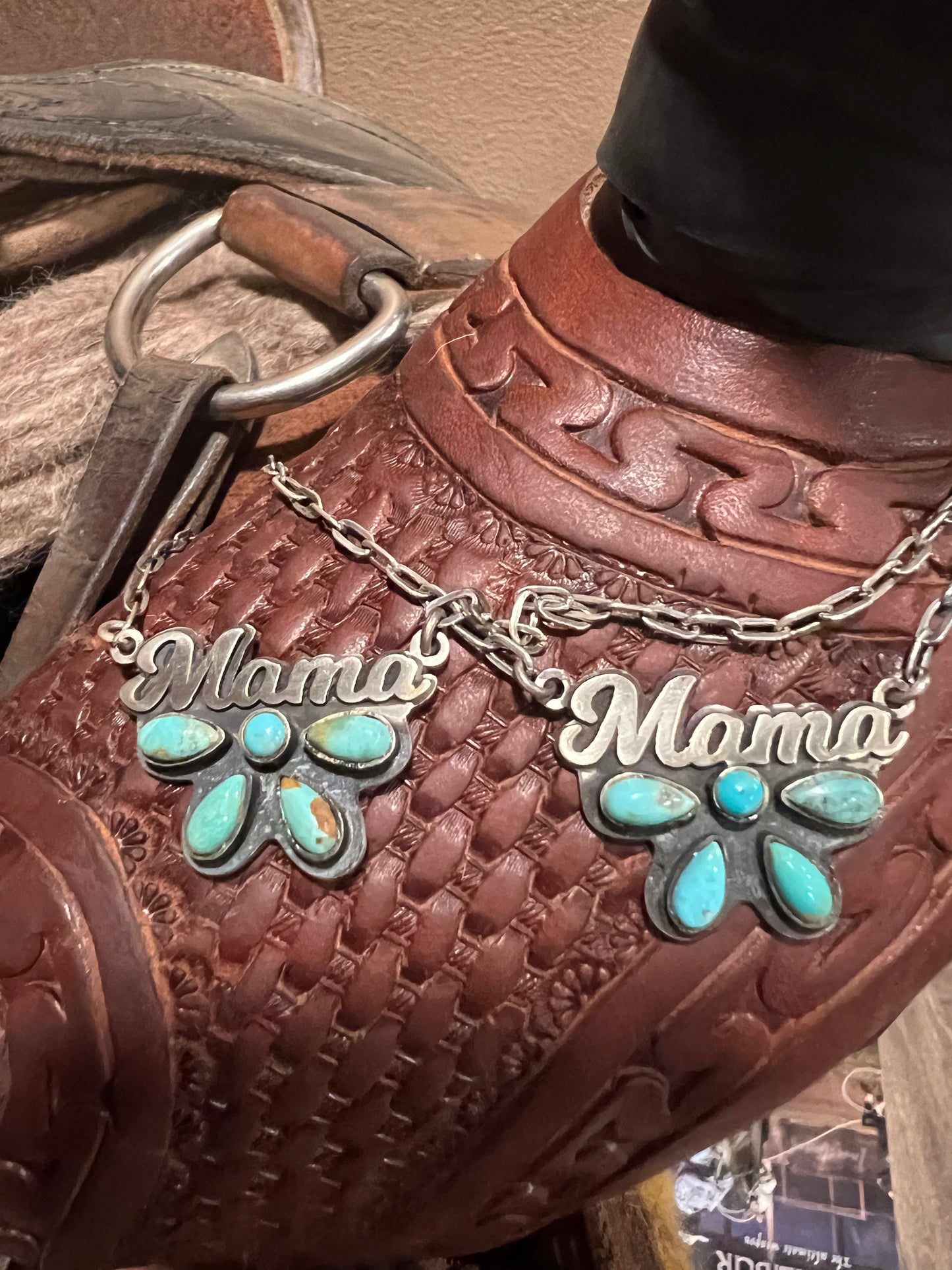 Mama necklace