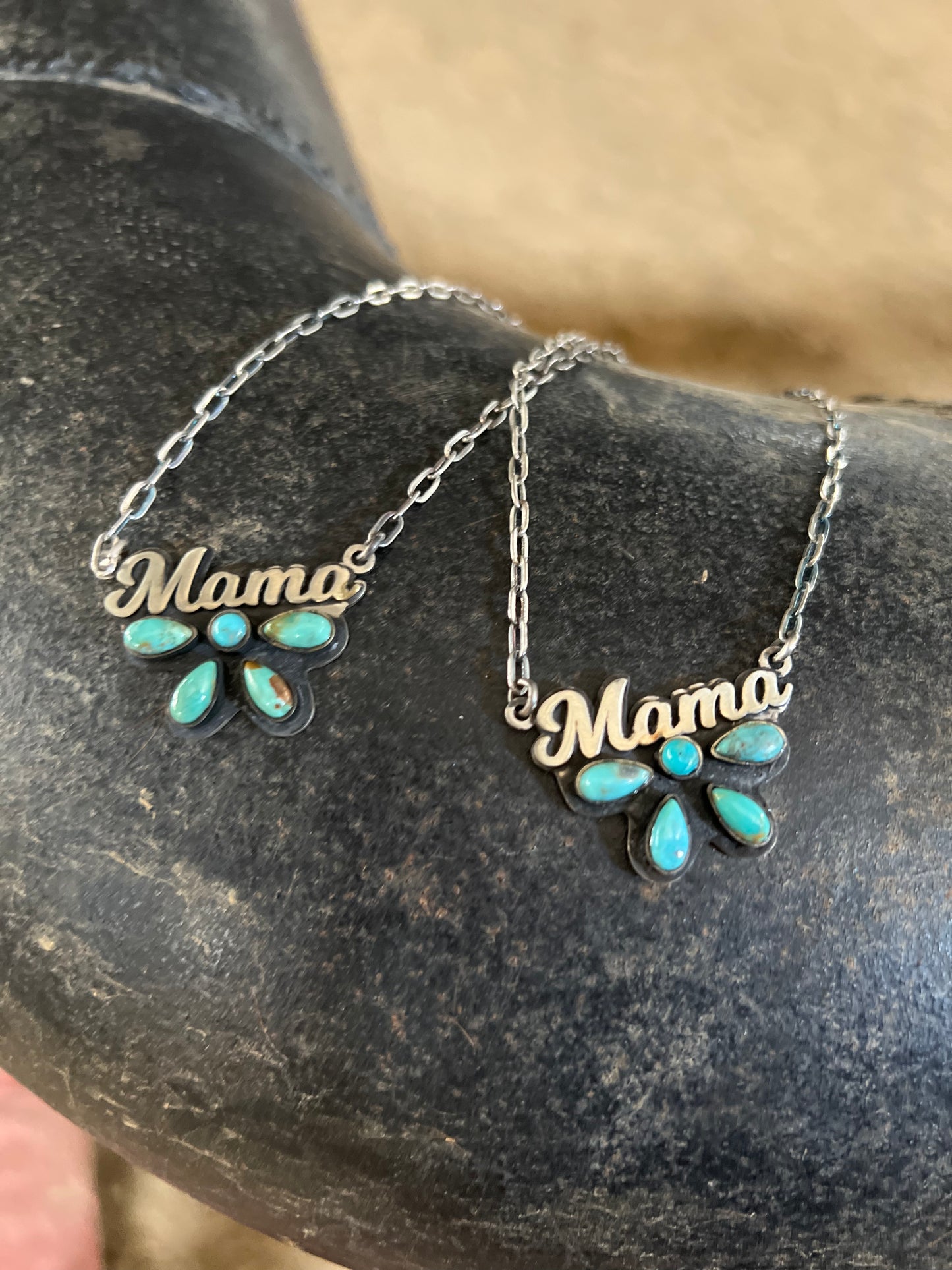 Mama necklace