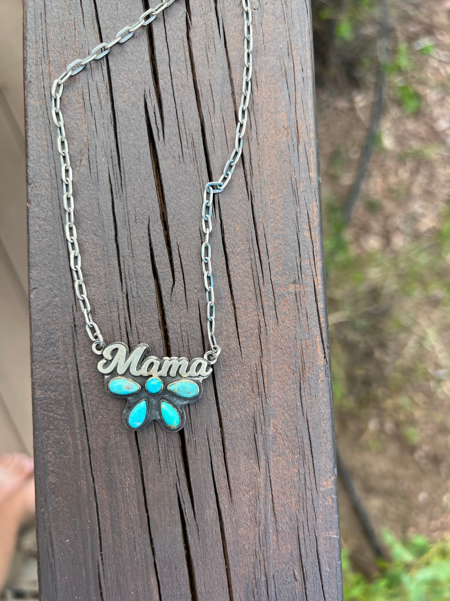 Mama necklace