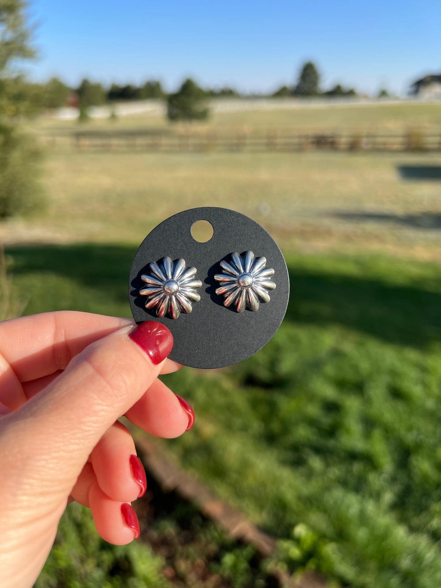 Sterling flower studs medium