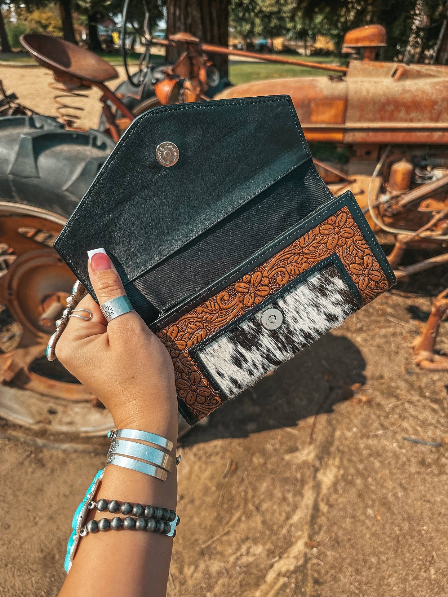 Turquoise Tooled Beauty Wallet, Western Cowhide Style